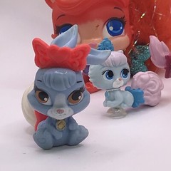 DISNEY – Princess – PALACE PETS LOT of 7 Figurine Pig Cat Rabbit Deer Fox? Toy
