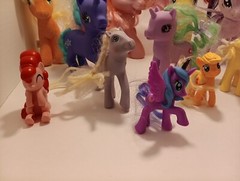 My Little Pony Lot- Mlp 12 Ponies! – Various Sizes Fast Shipping Vtg To Current