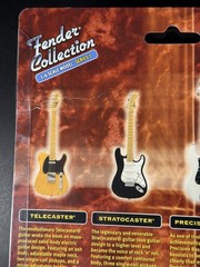 SD Toys Fender Collection 1/6 Scale Model Series 1 Stratocaster 2005 INCOMPLETE