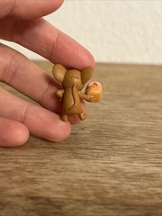 Jerry Mouse W/ Cake Tv Show Tom & Jerry Mini Under 1”Figure RARE PVC Toy