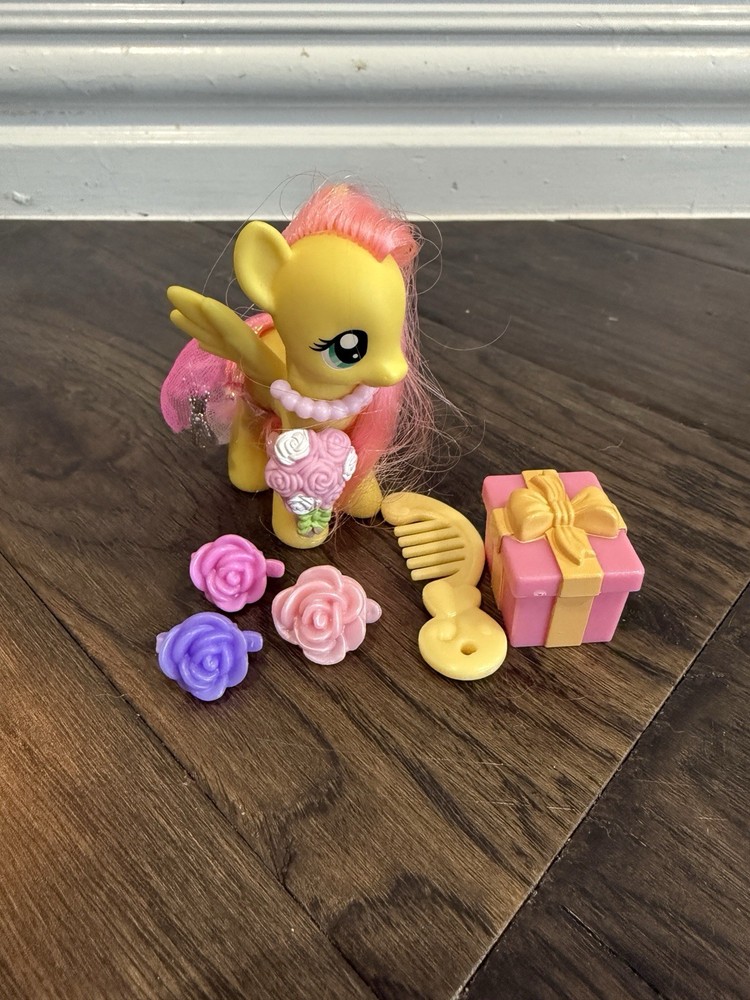 Hasbro My Little Pony 2012 Fluttershy Wedding Single Friendship Is Magic
