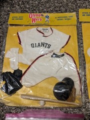 1965 ROSKO JOHNNY HERO SAN FRANCISCO GIANTS UNIFORM & ACCESSORIES MOC SEALED
