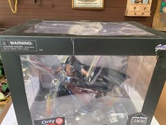 Diamond Select – “Star Wars Darth Revan” by Game Stop figure – NEW/Sealed!