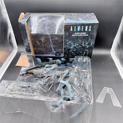 Neca 35th Anniversary ALIENS – XENOMORPH QUEEN ULTRA DELUXE ACTION FIGURE-2014