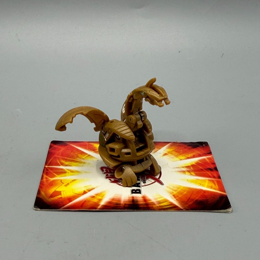 Bakugan Cyborg Helios 600G Bronze Pyrus BakuBronze New Vestroia Battle Brawlers