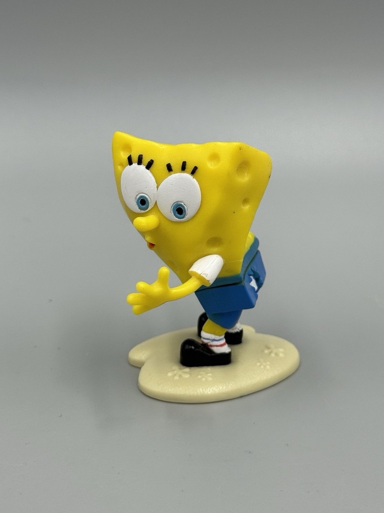 Nickelodeon SpongeBob SquarePants Ripped Pants SpongeBob Figure Just Play 2.75”