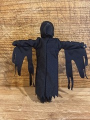 NECA 2019 Ghostface Clothed Action Figure from the Scream collection Please Read