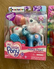 My Little Pony 2003 ALOHA PEARL BONUS BABY Bellaluna & Petal Blossom