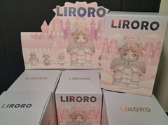 SimonToys Liroro Pink Castle Series Collectors Figure Single Blind Box Rare