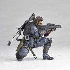Metal Gear Solid V: The Phantom Pain Venom Snake Sneaking Suit Figure