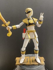 Power Rangers Lightning Collection White Ranger (Female) Figure