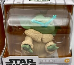 Star Wars Baby Yoda Disney 2.2in Froggy Snack Force Moment 2 pack MANDALORIAN