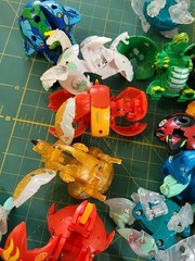 Huge Lot of 20+ Bakugan Battle figures Bundle Mixed Set “SEE PHOTOS”
