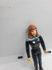 Playmates Star Trek First Contact Dr. Beverly Crusher 1996 5″ Vintage Figure