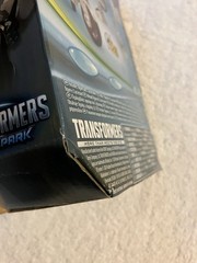 Hasbro 2024 Transformers EarthSpark Deluxe Class Terran Thrash Damaged Box