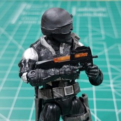 Custom Arsenal P90 resin black cast 1:12 clear orange magazine