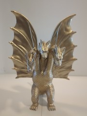 King Ghidorah 6.5″ Figure Toho Godzilla 3 Headed Golden Dragon Kaiju