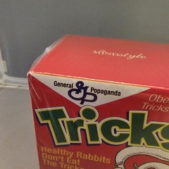 Ron English Popaganda Tricks Tricky Rabbit 3″ Mini Figure – Cereal Killers