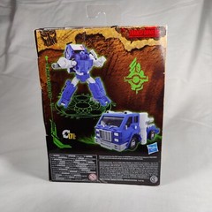 Transformers Generations War for Cybertron Kingdom Deluxe WFC-K32 Autobot Pipes