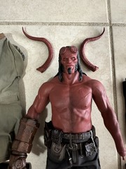 Hot Toys Hellboy MMS5247