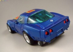 Transformers Masterpiece MP25 Tracks Action Figure New