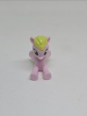My Little Pony China 1.25″ Figure C-029A Green/Purple Hasbro 2014