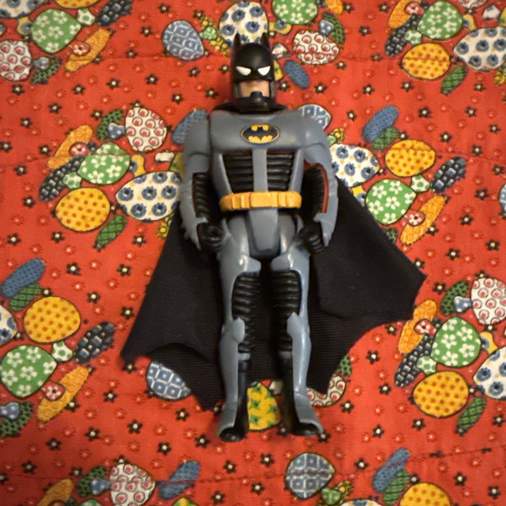 Snap on Armor Bruce Wayne Batman The Animated Series Kenner 1992