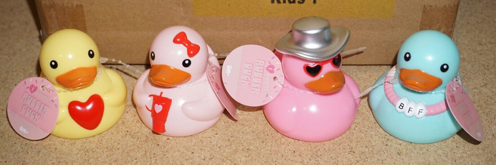 (4 Set) 2.5″ Target Valentine’s Day Rubber Ducks 2025 | Heart Bff Love