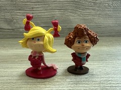 2 Toy PVC Figures – Dr. Seuss How the Grinch Stole Christmas Cindy Lou Who