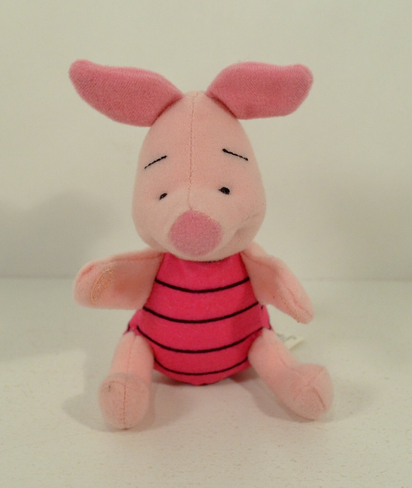 1998 Piglet 5″ McDonald’s EUROPE Plush Action Figure Disney Winnie The Pooh