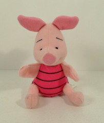 1998 Piglet 5″ McDonald’s EUROPE Plush Action Figure Disney Winnie The Pooh