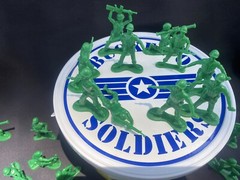 Toy Story Bucket O’ Soldiers 72++! Piece Set Disney Store Exclusive Vintage!!
