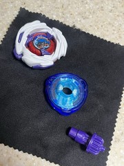Beyblade X UX-17 Meteor Dragoon 3-70J