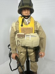 1/6 HASBRO GI JOE WW2 101ST AIRBORNE PARATROOPER D DAY W/ REAL PARACHUTE M1A1
