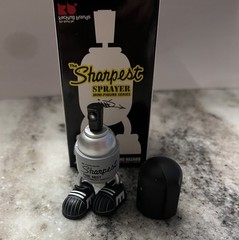 Kaching Brands Mad Sharpest Sprayers 14 Figures Grafitti Kidrobot RARE