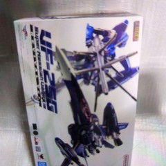 DX Chogokin VF-25G