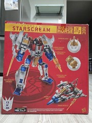 Transformers Starscream Platinum Edition Year of the Horse MISB Toys”R”Us Exclus