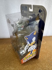 New and Sealed Jazwares Silver The Hedgehog Super Poser Action Figure