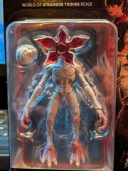 Jazwares Stranger Things Demogorgon Action Figure, TV & Movie Theme, Multicolor