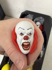 PENNYWISE TIM CURRY IT STEPHEN KING SIDESHOW COLLECTIBLES 1/6 SCALE FIGURE