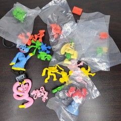 Poppy Playtime Mini Figure Lot Toy Vinyl Huggy Wuggy Kissy Missy Bunzo PhatMojo