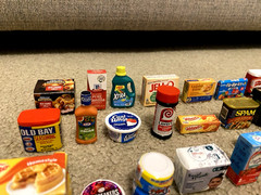HUGE LOT OF 60+ ZURU MINI BRANDS FOOD, SNACKS, DRINKS & COLLECTOR’S CASE (AS IS)