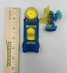 Akedo Ultimate Arcade Warriors Power Storm Shortout Splitter Battle Action
