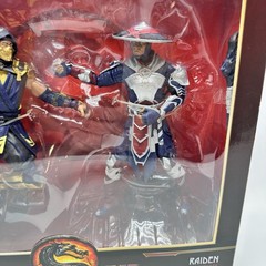 Mortal Kombat Scorpion Blackout & Raiden Defender Deluxe Figure Set 2020 New