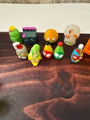 GROSSERY GANG Lot of 33 Figures, Crates, Toilets, Lists – Most Series 1 and 2