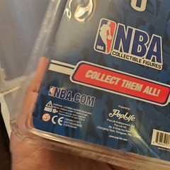 NBA COLLECTIBLE FIGURE RUSSELL WESTBROOK OK City Thunder COLLECTORMATES MINI