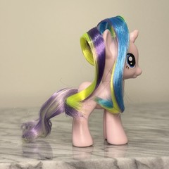 My Little Pony G4 Neon Rainbow Power Holly Dash Rare UK Exclusive – Read