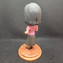 THE OFFICE KELLY KAPOOR NBC UNIVERSAL LIMITED EDITION RESIN BOBBLE HEAD