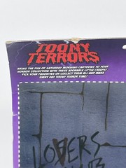 NECA Toony Terrors – IT – 6 Scale Action Figure – Stylized Pennywise 2017