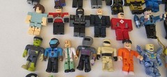 Roblox Huge Lot Of Mixed Roblox Action Figures Parts And Accessories